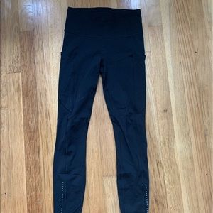 Lululemon black leggings